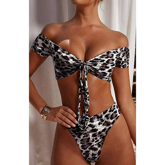 Conjunto de bikini corto con nudo delantero y estampado de leopardo