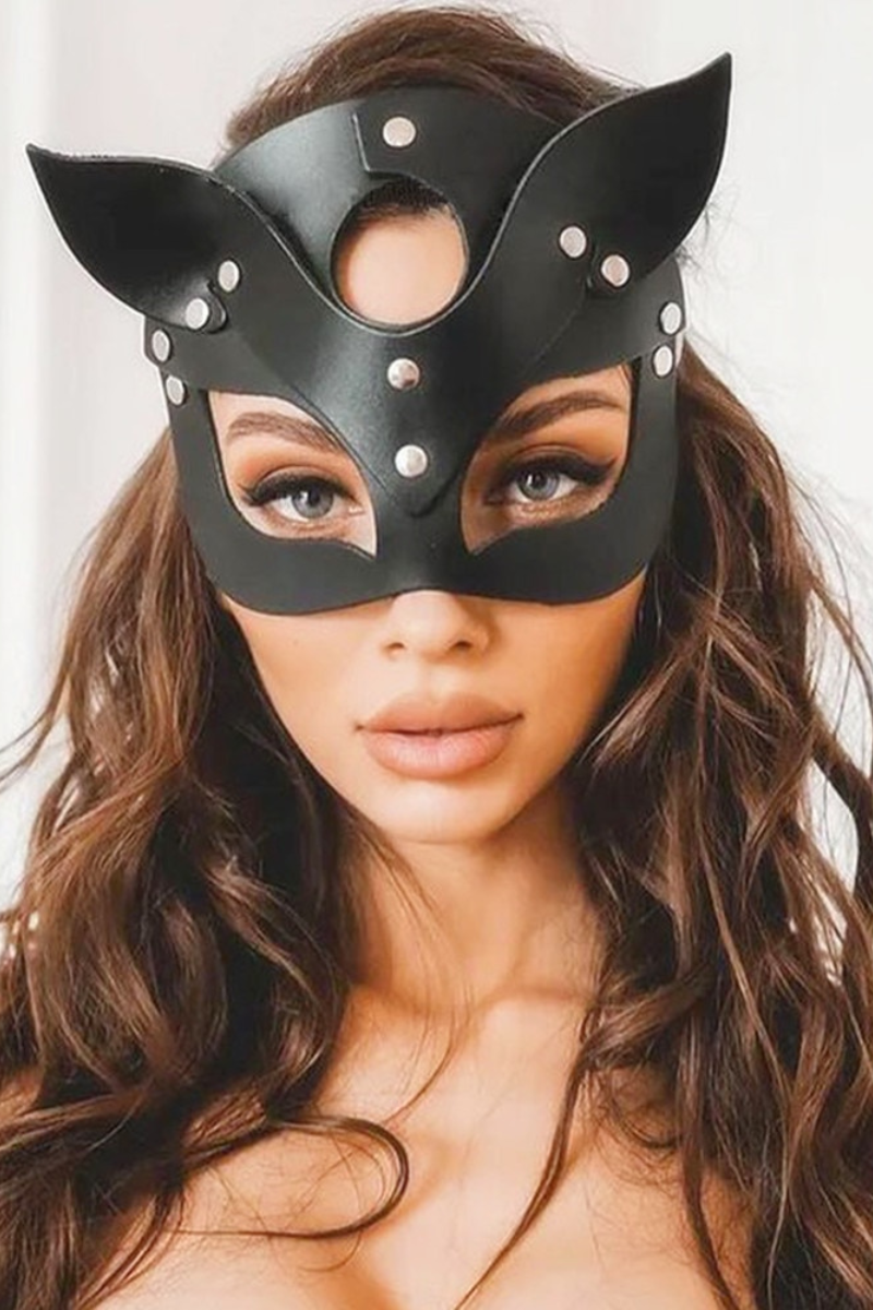 Jade Black Cat Mask Photo Set
